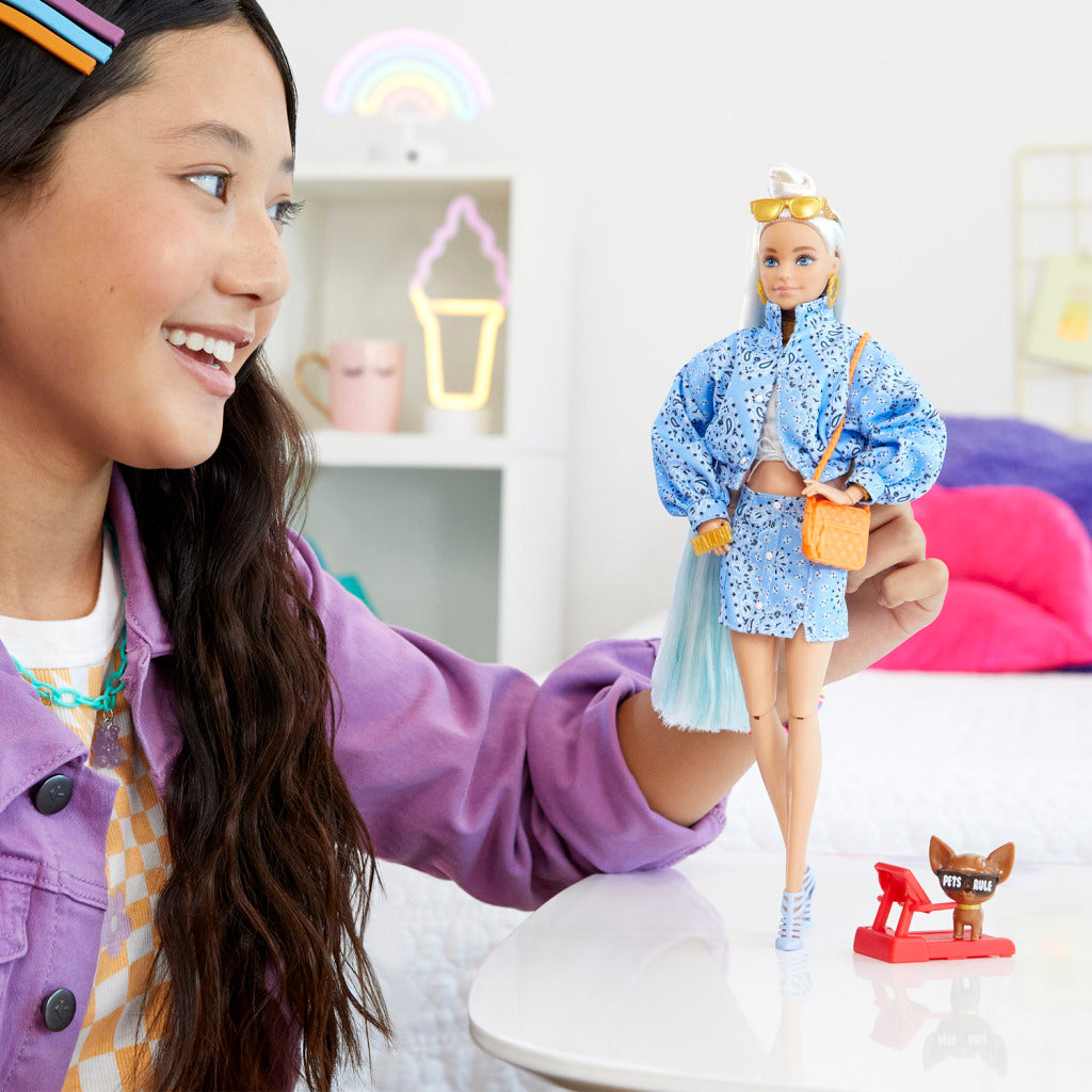 Barbie Extra Doll 16 + tilbehør