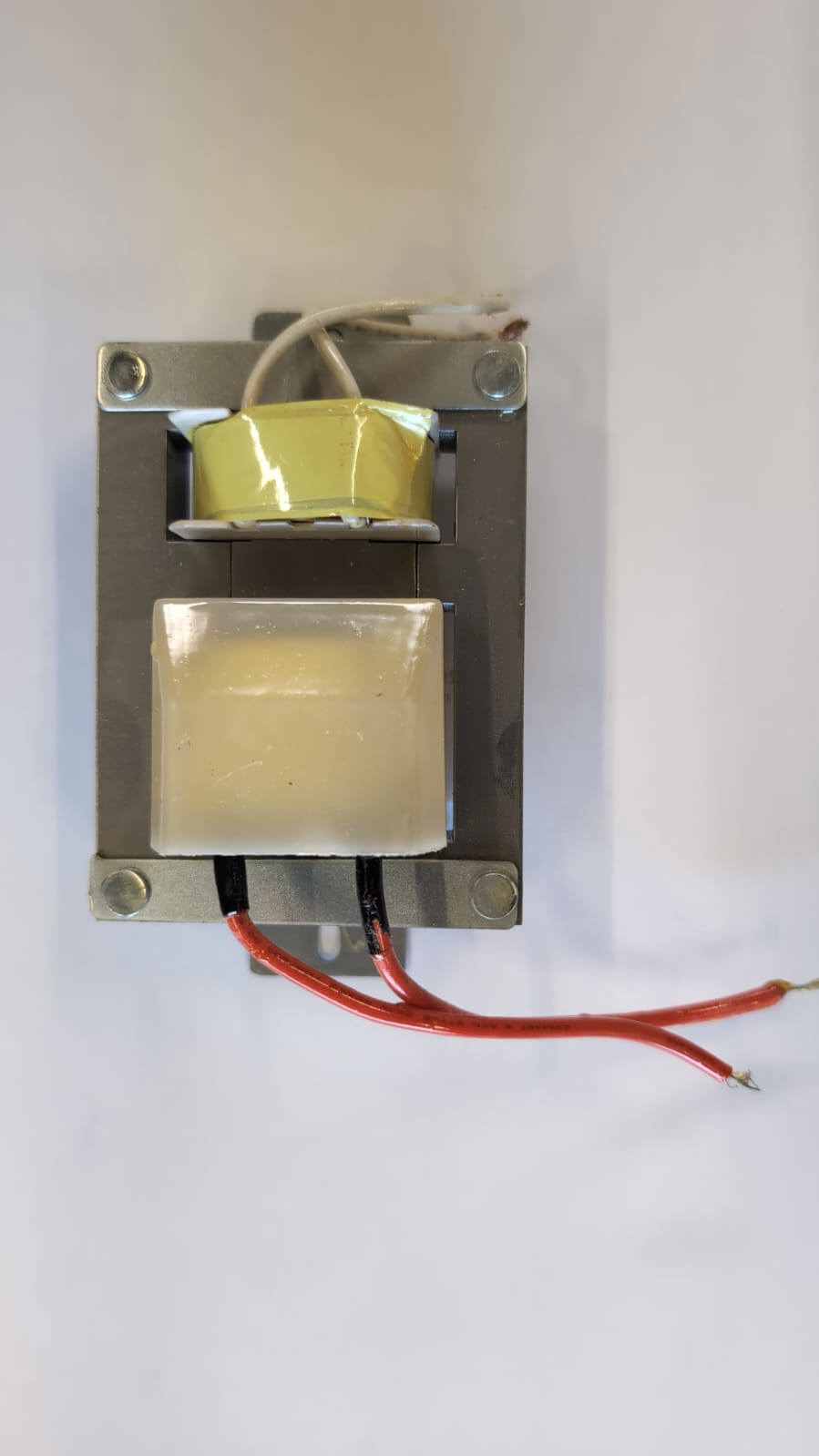 Halley produkter transformer 4000v til LED