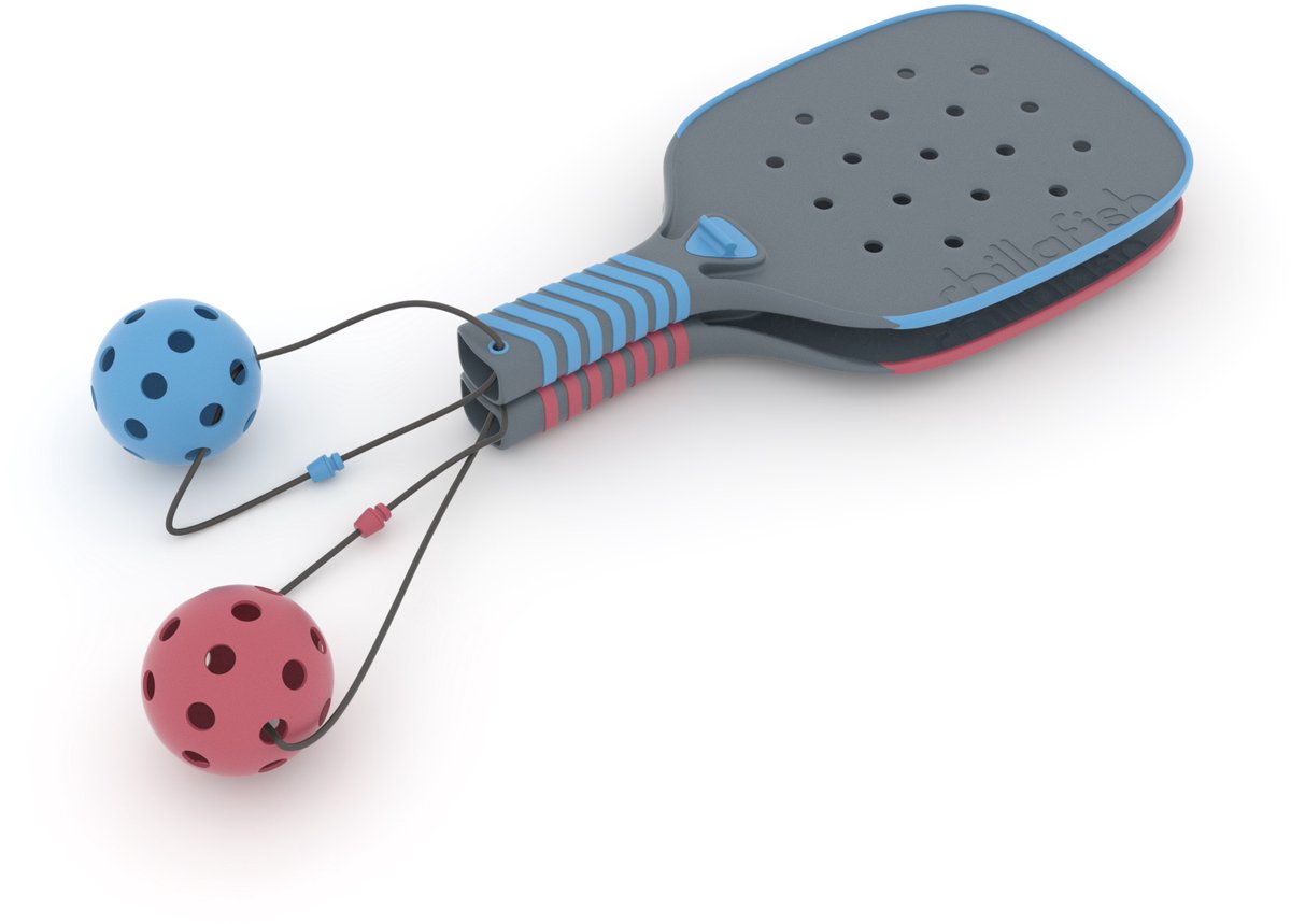 Chillafish pickleball sæt til børn fra 5 år - blå rød - sæt med 2 pickle ball ketchere og 2 bolde - ergonomisk skridsikkert greb - klips ketchere sammen - ideel til udendørs sjov - pickli model