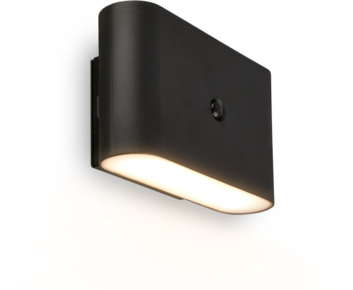 Briloner chet – genopladelig LED-væglampe – uden kraftboring – med bevægelsessensor – varmt hvidt lys – med klæbepude – sort – 16 x 9,5 x 6,5 cm