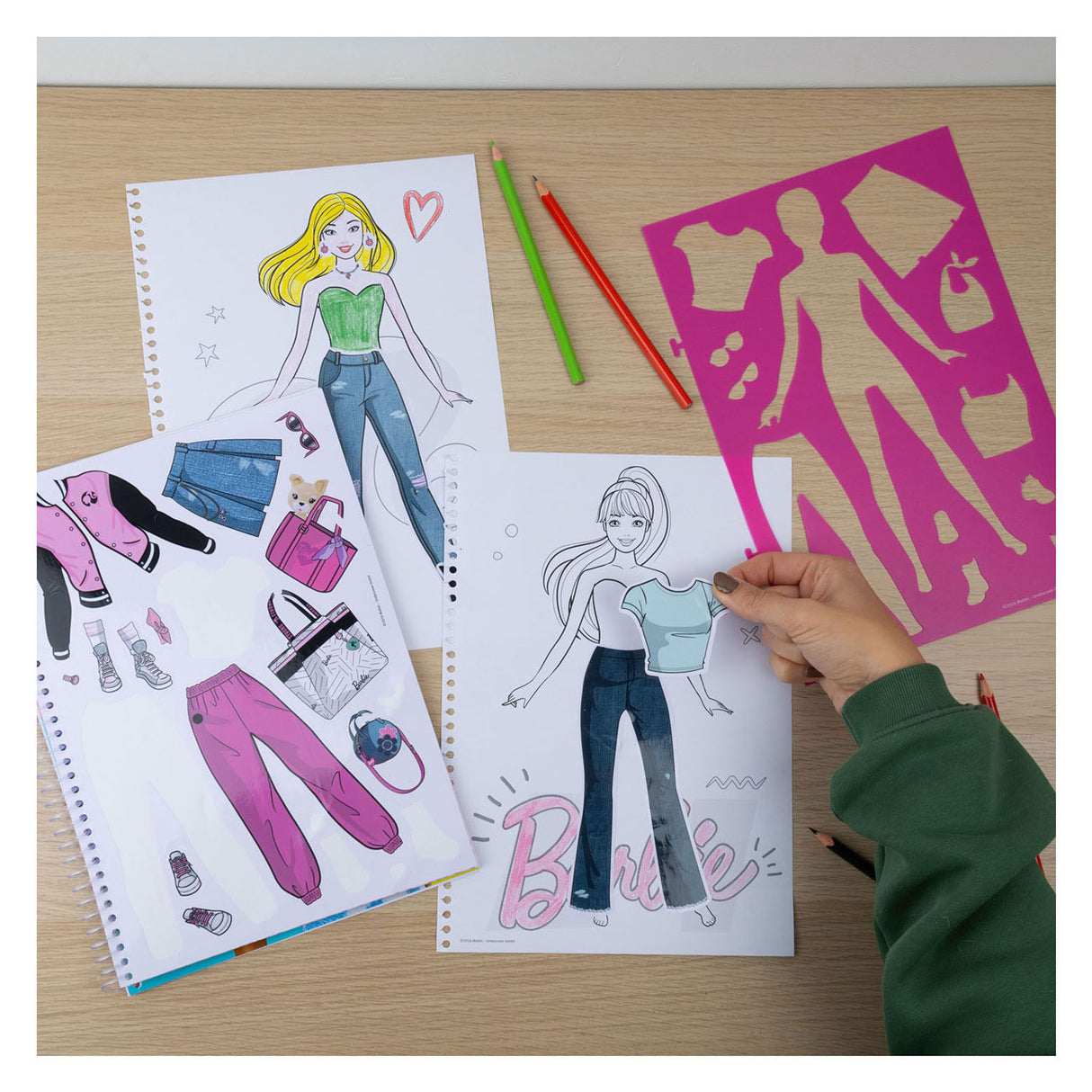 Undercover Fashion Designer Barbie Craft Set
