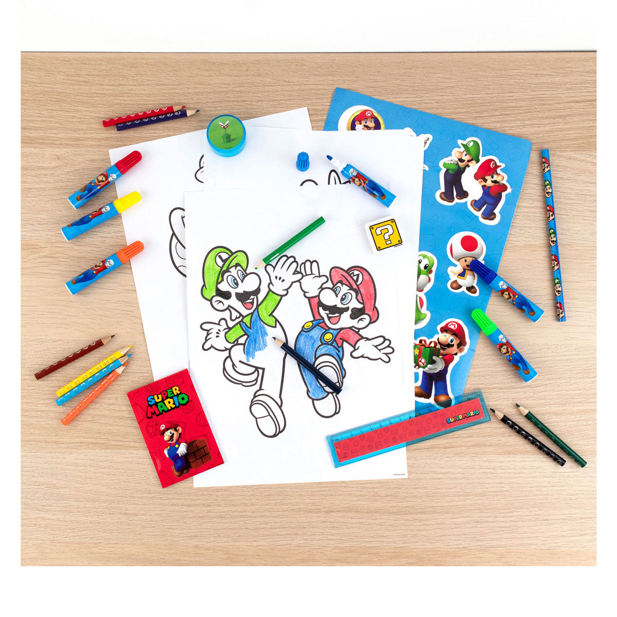 Børnlicenser Super Mario Stationery Set Tower, 35dlg.