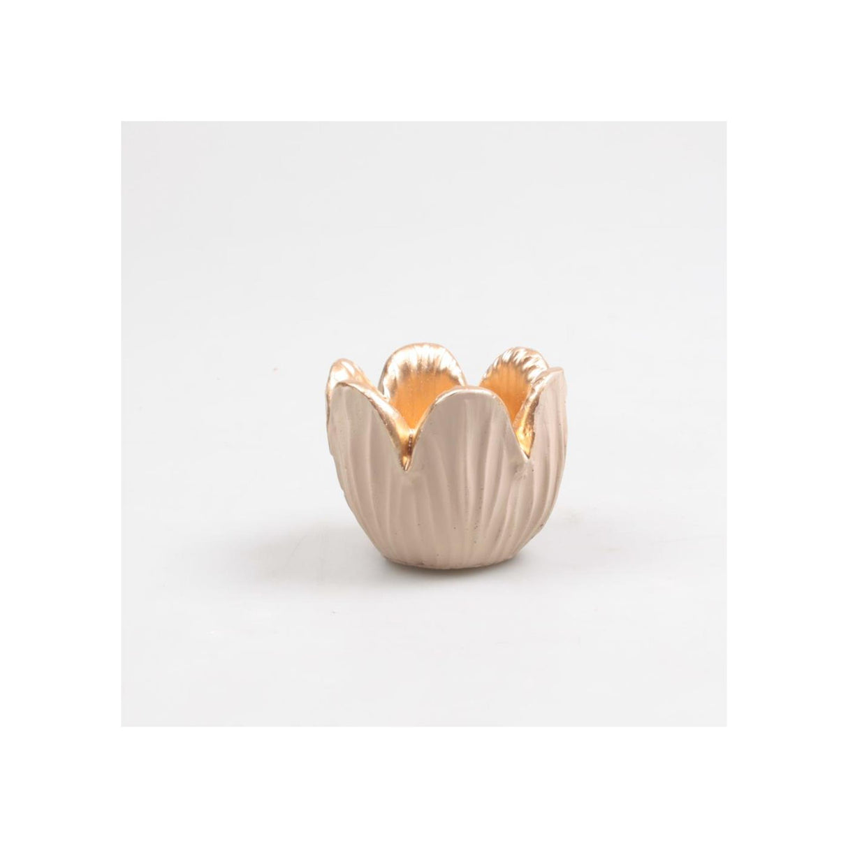 Season inspired decoration waxinelichthouder tulp cement camel 8,5x6,5cm