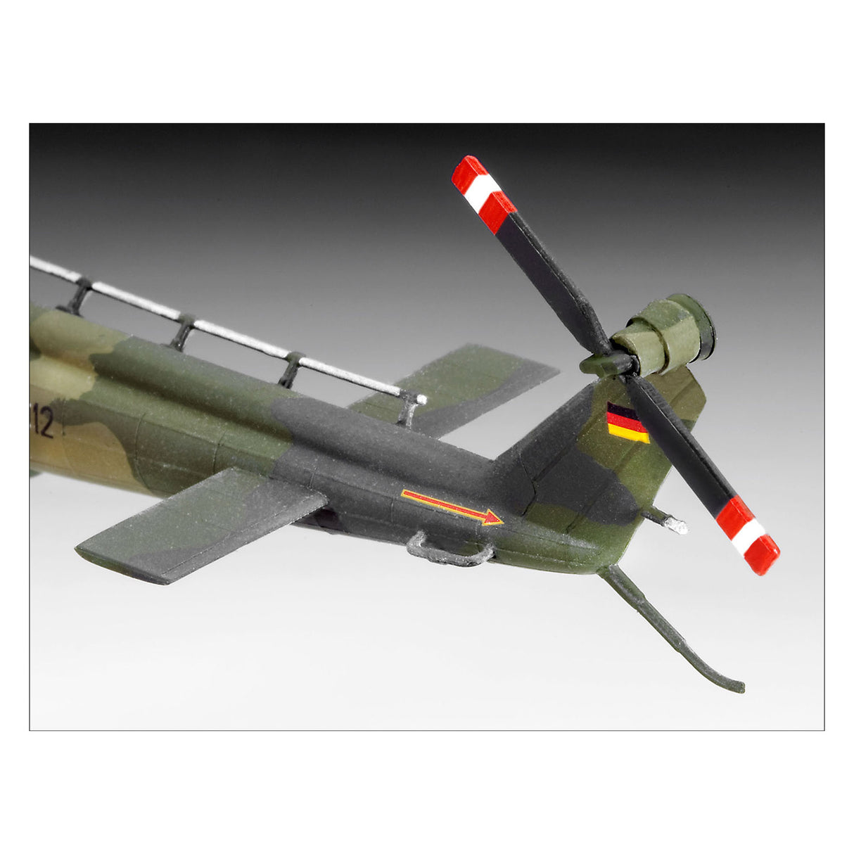 Revell modelsæt militærkøretøjer - 04444 bell uh-1d - sar plastic - 1:72 - modelfremstilling