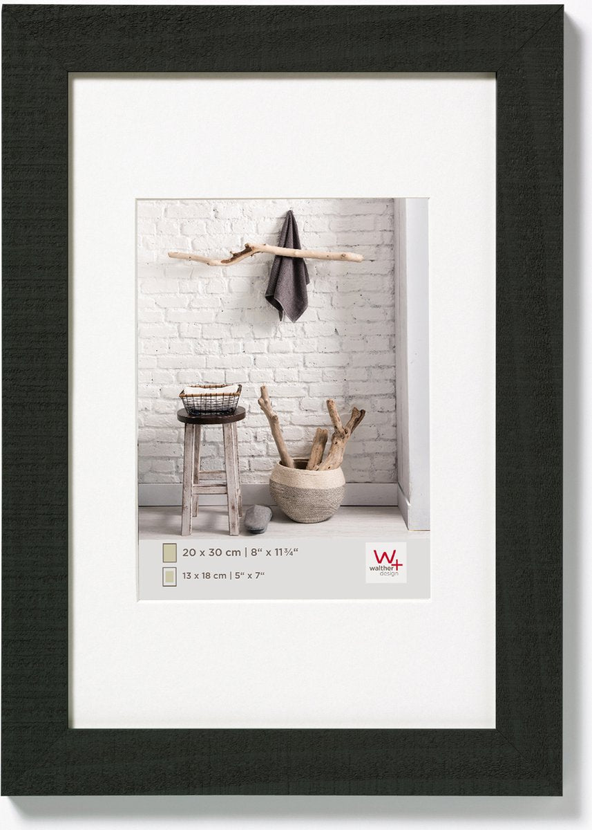 Walther home - træramme - fotostørrelse 24x30 cm - sort