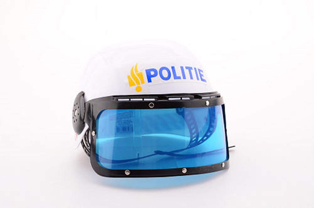 Johntoy politihjelm