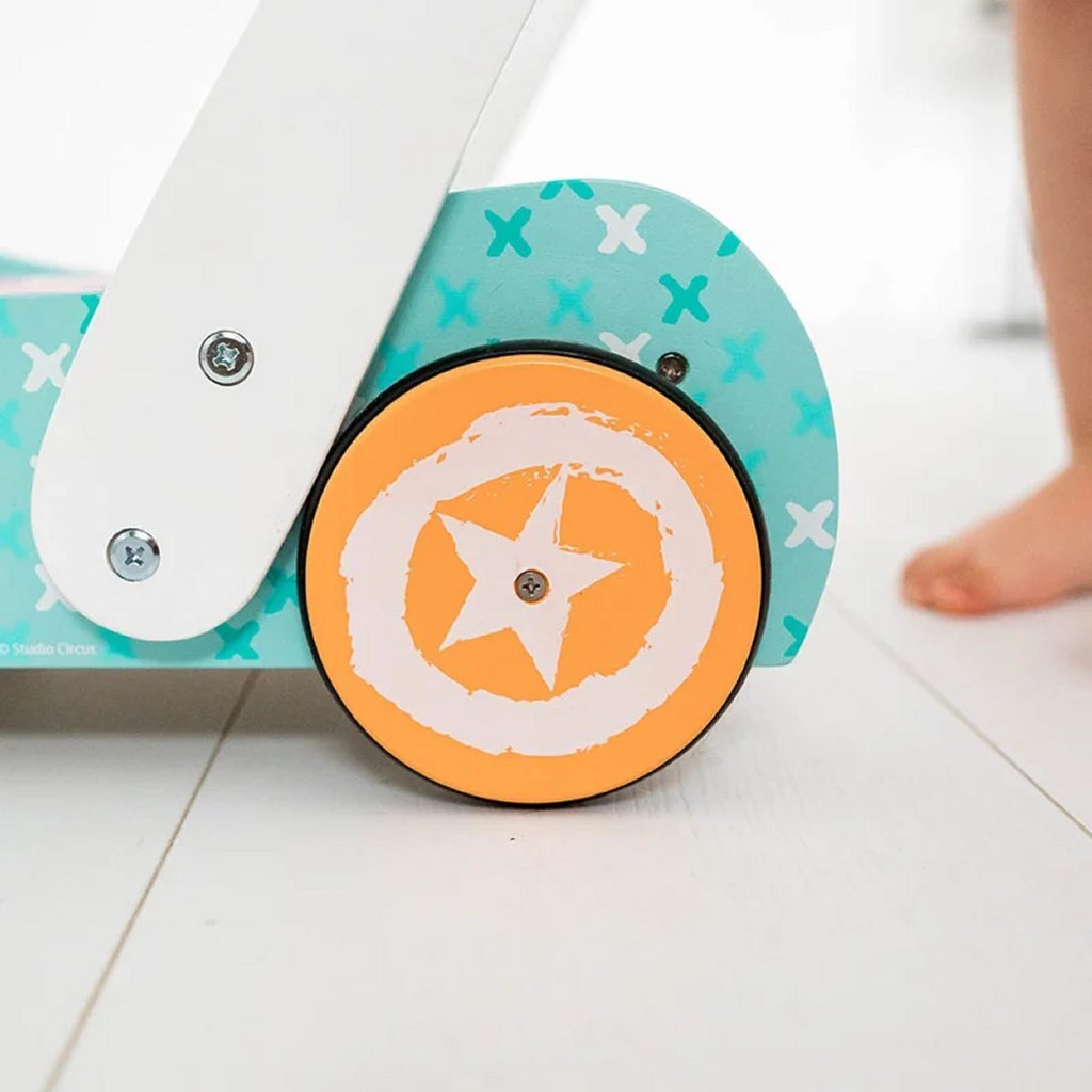Studio circus houten loopwagen + houten blokken