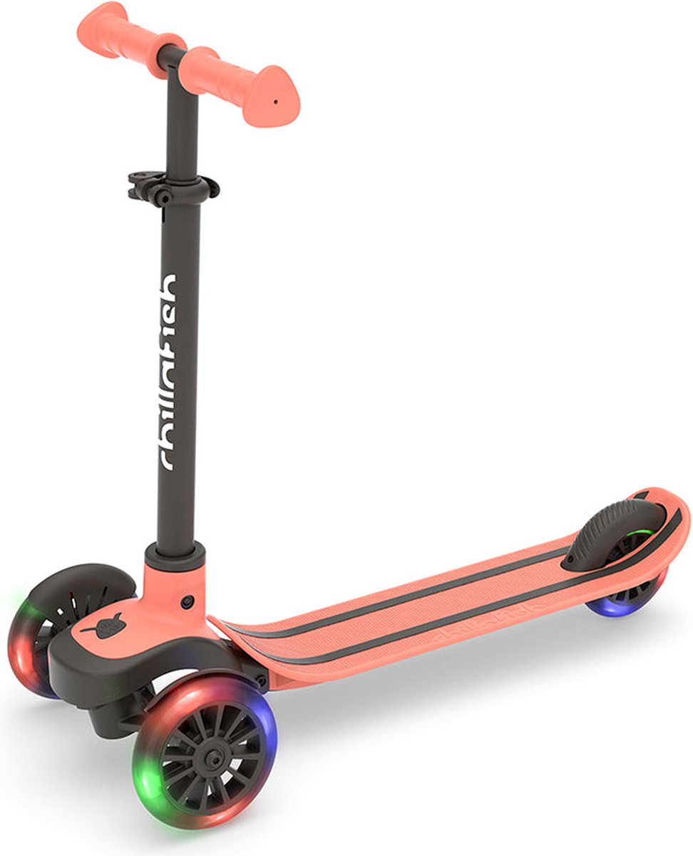 Chillafish børnescooter 3 år med tre LED hjul - pink - letvægts glød scooter piger med aftageligt styr og fodbremse - justerbar i højden - lean-to-steer - ekstra greb håndtag - ingen batterier påkrævet - model Scotti glow 3