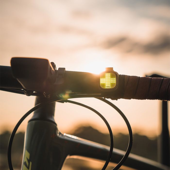 Knog skyklapper mini front - kryds - sort