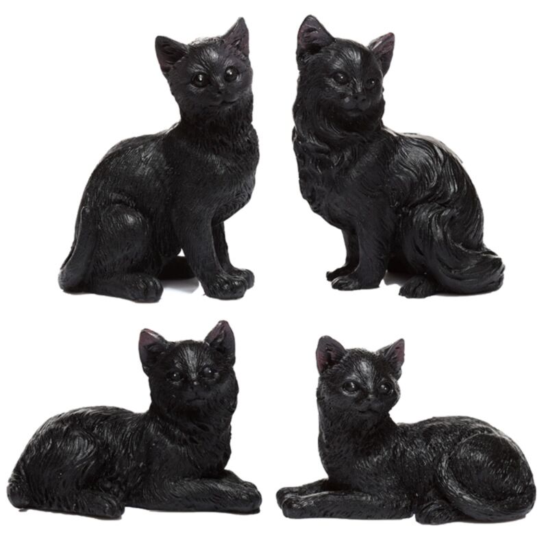 Sorte kat miniature figurer