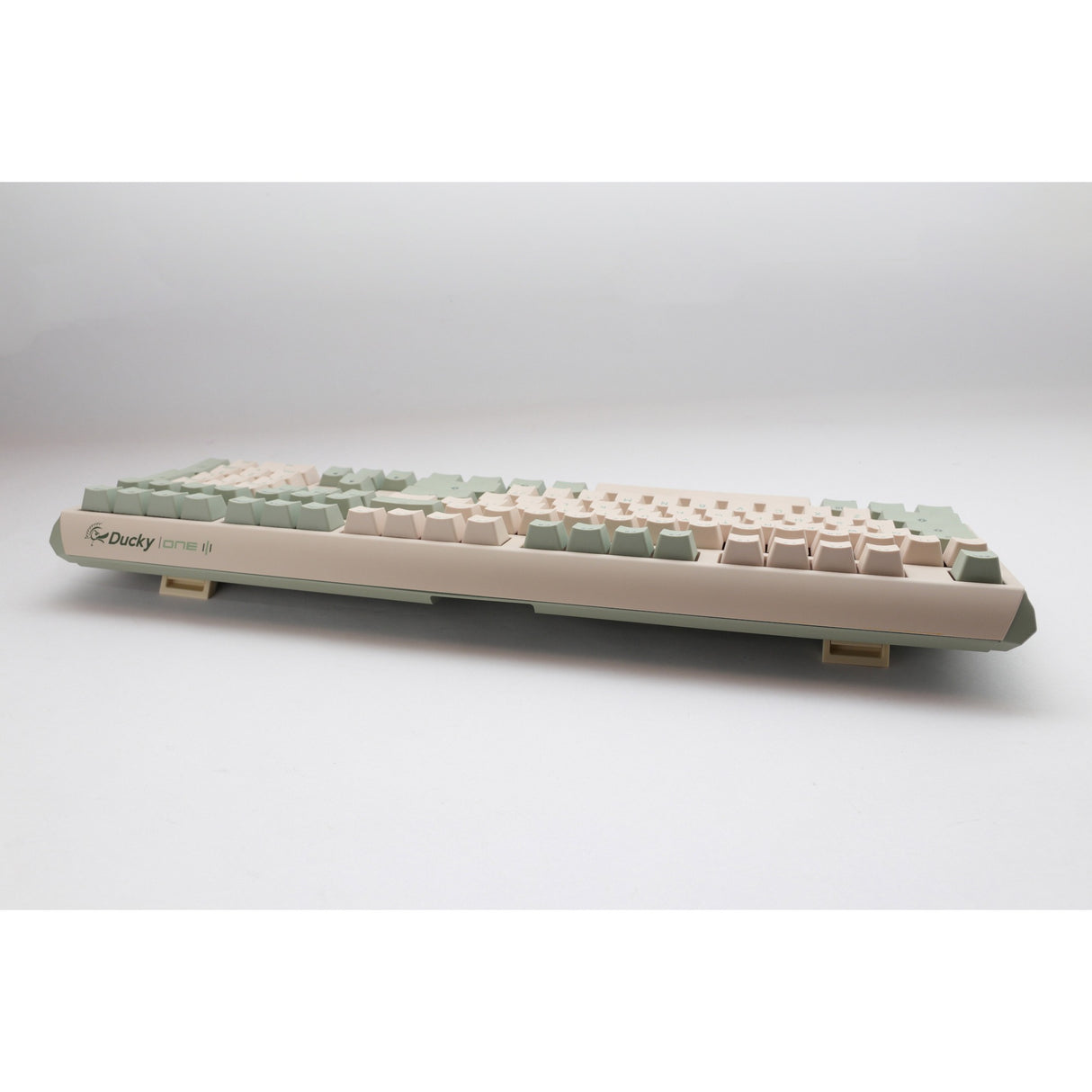 Ducky one 3 matcha, tastatur (cremegrøn, us-layout, cherry mx brown, pbt double shot, hot swap)