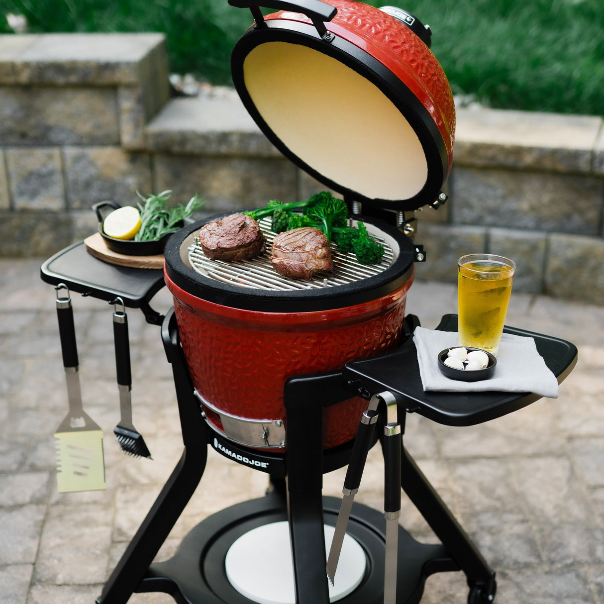 Kamado Joe Joe Jr® vogn med sideborde grillvogn (sort)