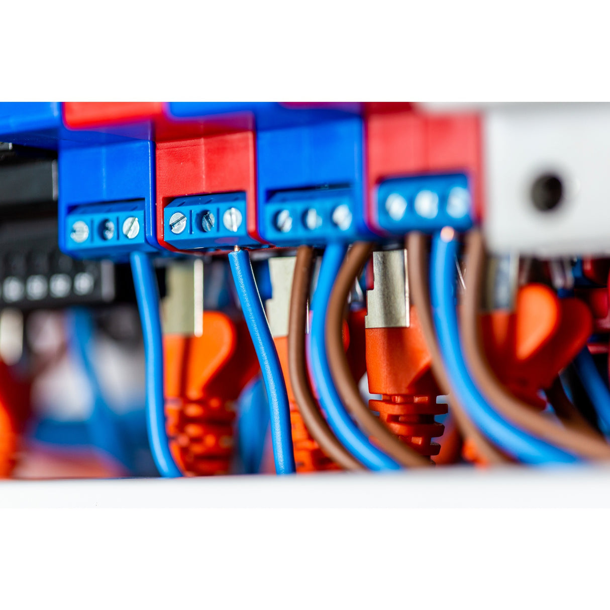 Shelly pro 16:00 relæ (4-kanals, WiFi, LAN, Bluetooth)