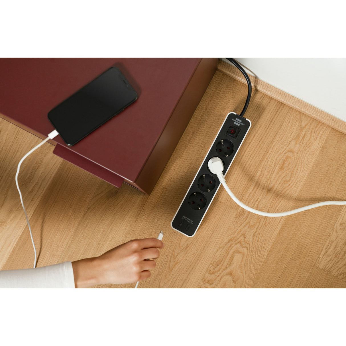 Brennerstuhl ecolor 4-vejs strømskinne med 2 USB-opladningsporte (flere strømskinne USB-C med switch og 1,5 m kabel)