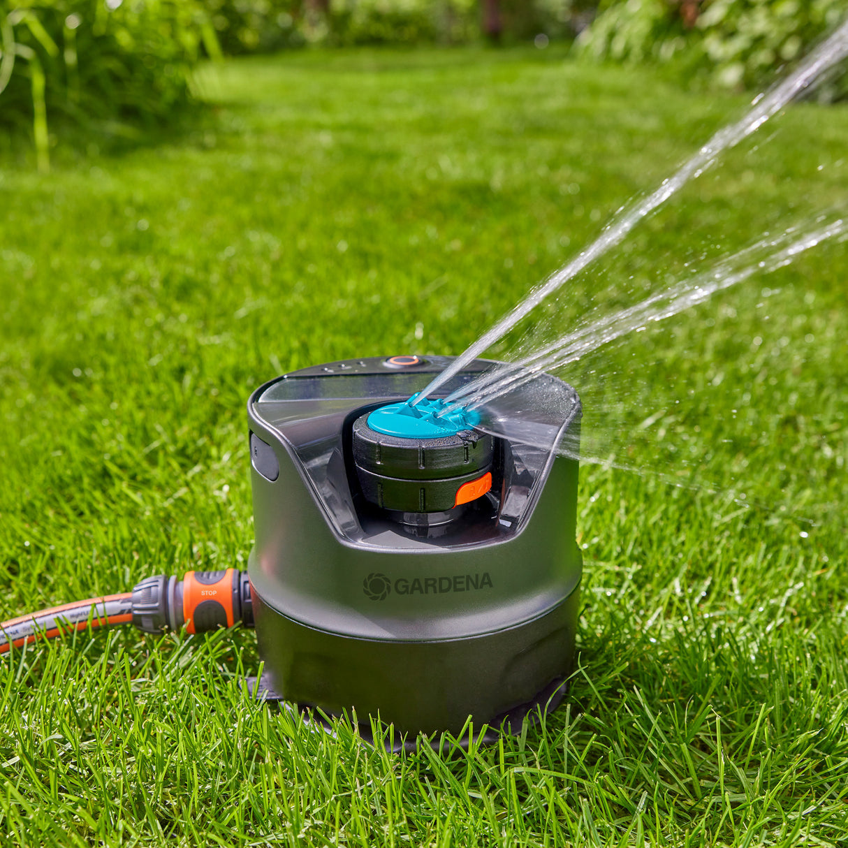 Gardena aquaprecise solvandingssystem til plænesprinkleranlæg (grå turkis, sprøjteareal 320 m²)