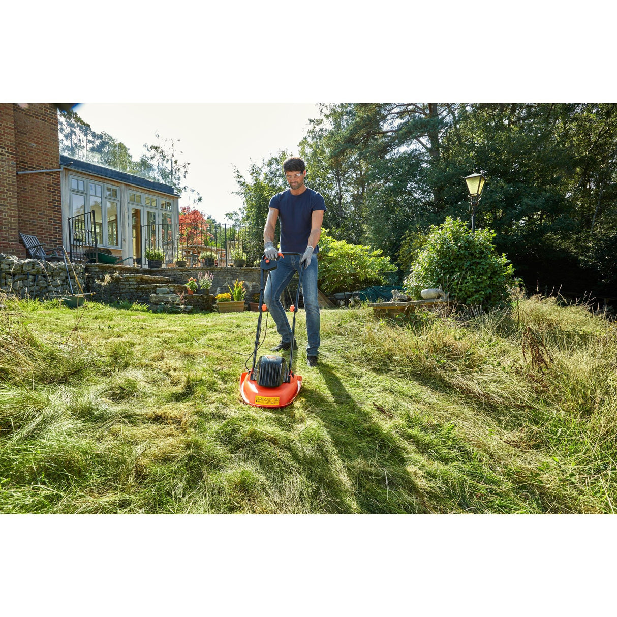 Black+decker 1200w hover plæneklipper hover plæneklipper 30cm klippebredde - bemwh551-qs