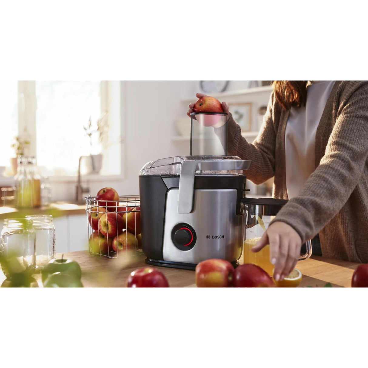 Bosch juicer vitajuice 4 1000 w (sølv sort)