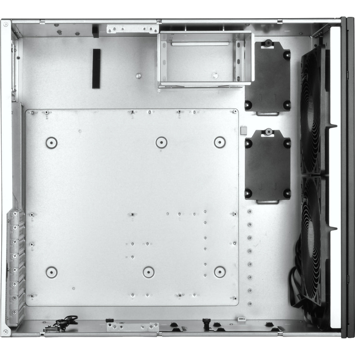 Silverstone RM51 rackhus (sort | 5h | 2x USB-A | 1x USB-C)