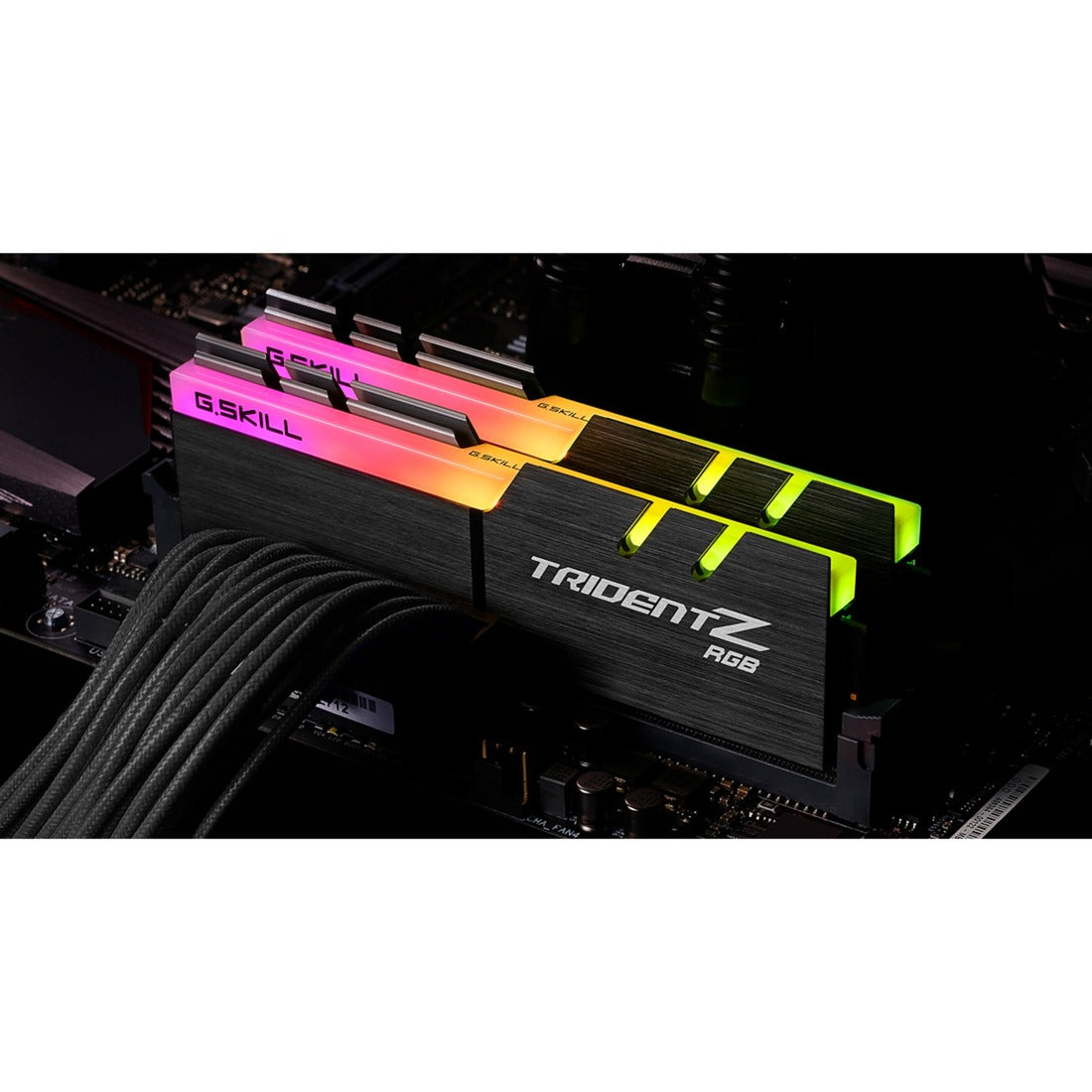 G.skill trident z rgb 16 gb ddr4-3000 (2x 8 gb) RAM (sort, f4-3000c16d-16gtzr, xmp 2.0)