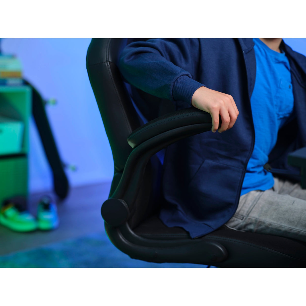 Trust gxt 703 riye gaming stol (sort)