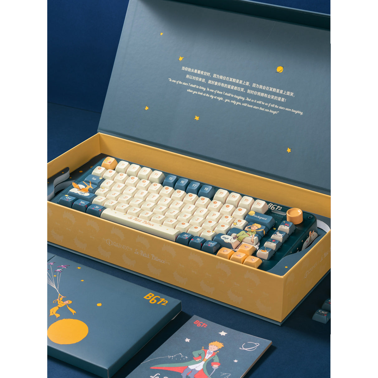 Iqunix zx75 sky støder på trådløst mekanisk tastatur (blåt, us-layout (qwerty), iqunix silent rose, 75%, rgb-lysdioder, hot-swappable, double-shot pbt, 2,4ghz | bluetooth 5.1 | usb-c)