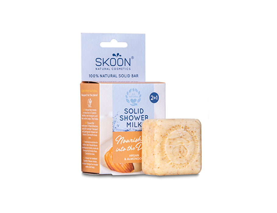 Skoon solid bruser, der nærer sig ind i den dybe 90 gr