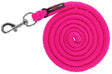Produkter produktionslinje med karabinhage flodhest pe pink