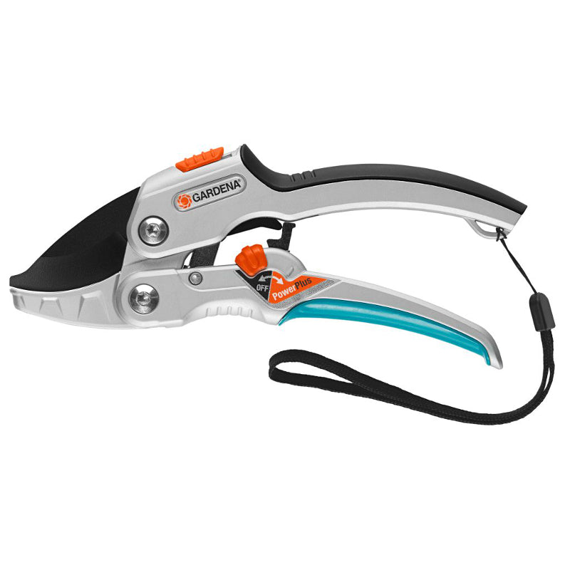 Gardena produkters smartcut beskæringssaks med håndtag