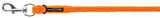 Produktproduktion linje med karabinhage flodhest pe orange