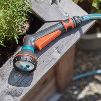 Gardena klassisk multi-spray startsæt inkl. vandstop sprøjtepistol (18373-20 | sprøjte | vandstop | hanestykke | slangetilslutning)
