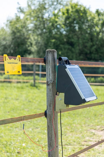 Ako produkter stangholder til montering på træstang til solar flise