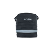 Basil Mada Saddle Bag - Compact, Black, 1L, Velcro, Cykeltilbehør