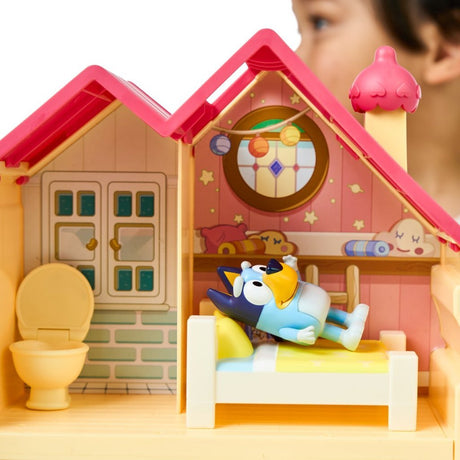 Elglegetøj Bluey Mini Speelhuis med møbler og leget figur