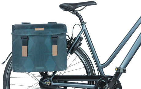 Basil elegance dobbelt cykelpose, blå, genanvendt kæledyr, fodret, vandfastsættelse af lukning, Universal Bridge, 40-49L