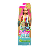 Barbie elsker havdukkens regnbuekjole