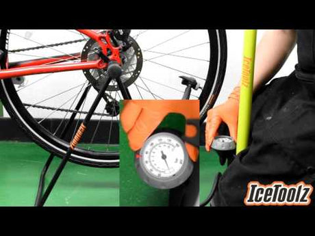 Icetoolz 240a451 High -Pressure Pump Foot Pump Steel med meter 160psi gul