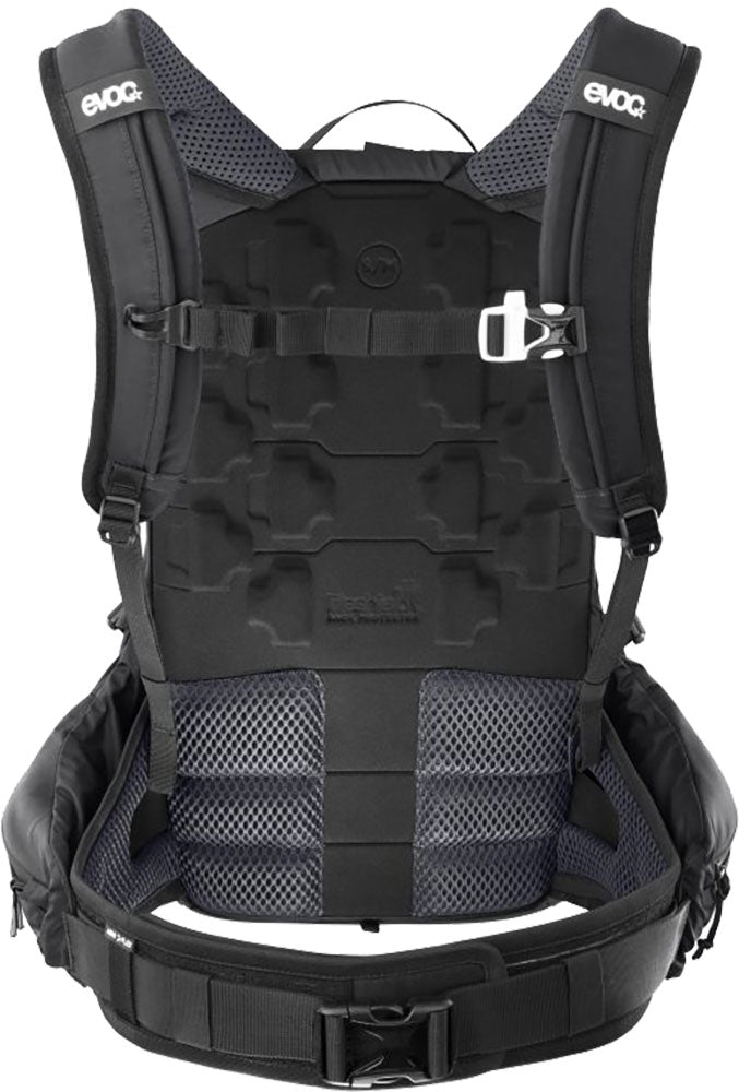 Evoc trail pro blackline 16l - beskytter rygsæk