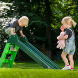 Svingende glide med trapper grøn