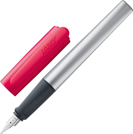 Lamy Nexx Crimson fyldepen - fyldepen med skridsikkert greb, poleret venstrehånds stålspids (lh) i stregbredde m - trekantet aluminiumsholder - inkl. blækpatron t 10 blå