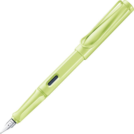 Lamy safari springgreen fyldepen | ergonomisk greb | asa plast | stålspids f | inklusive blå T 10 blækpatron – højrehåndet