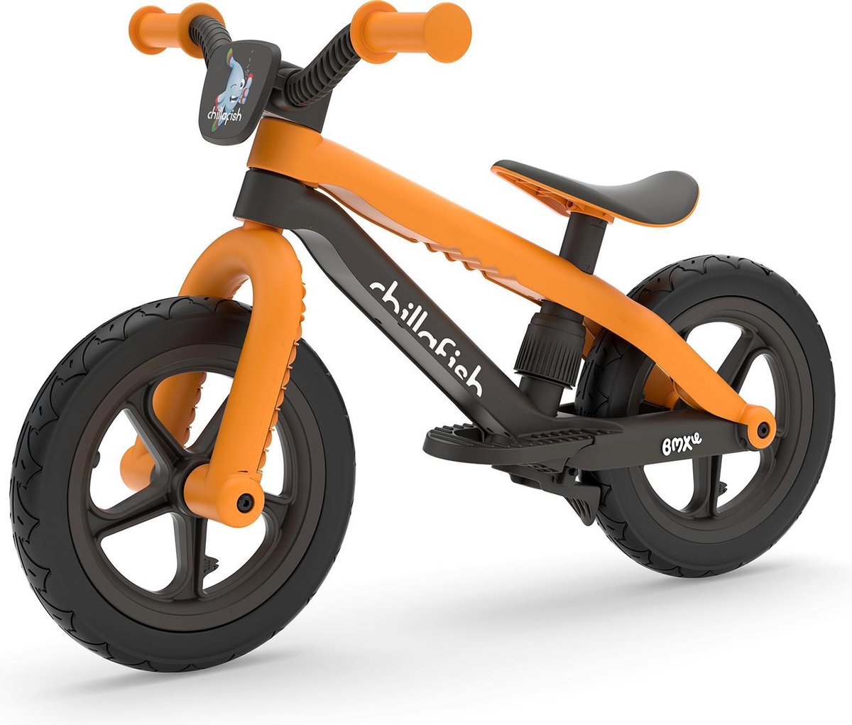 Chillafish balancecykel 2 år med fodstøtte og fodbremse - orange - letvægts balancecykel til drenge og piger op til 5 år med justerbar sadel og 12 gummiskinddæk for ekstra greb indvendigt og udvendigt - model bmxie 2