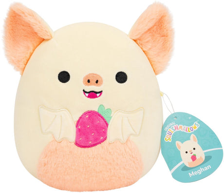 Jazwares squishmallows - lille plys (meghan - flødefrugtflagermus med jordbær) - 19 cm plys