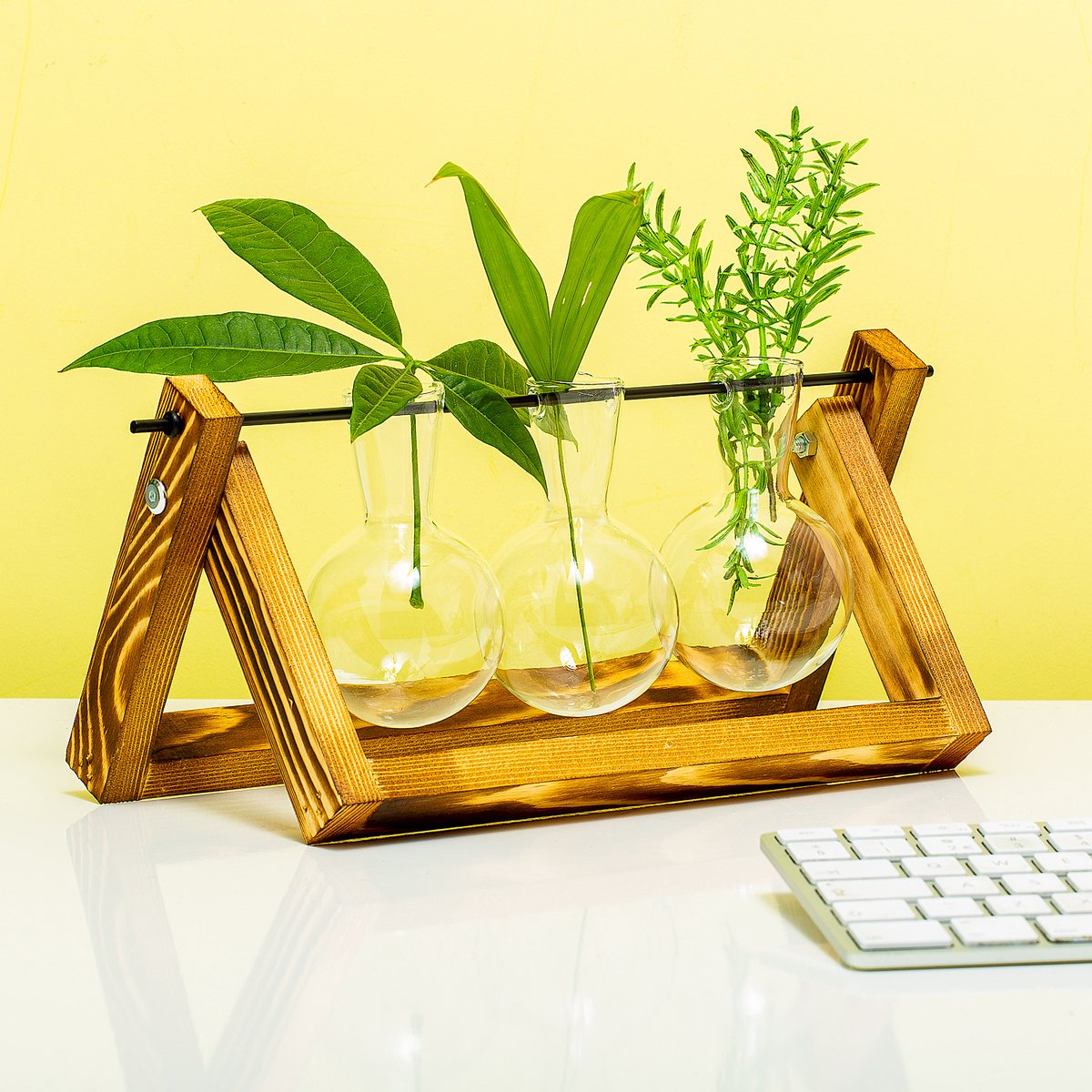 Winkee stiklingsvase i træ - 3 glas