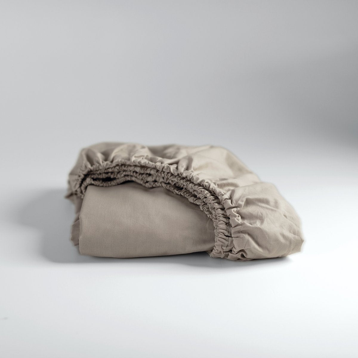 Cinderella - weekend - hoeslaken - tot 25 cm matrashoogte - 200x210 cm - taupe
