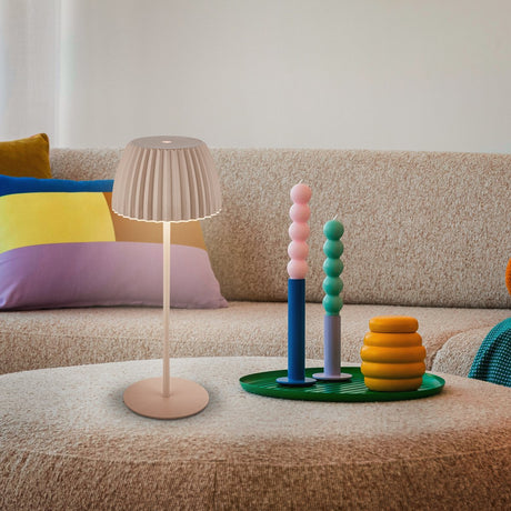 B.k.licht briloner champ - genopladelig bordlampe - ledningsfri lampe - berøringsdæmpbar - til indendørs og udendørs - vinder af tysk designpris 2025 - beige - ø14,5 x 36,5 cm