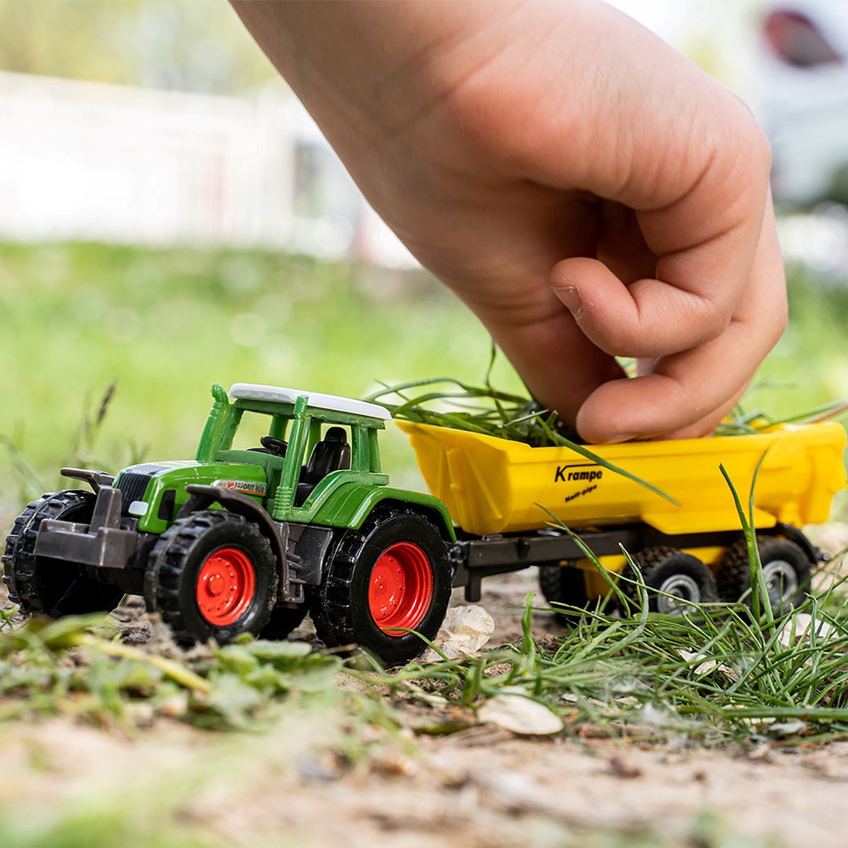 Siku 1605, Fendt traktor med Krampe dumper, metal plast