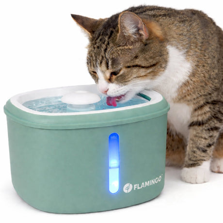 Flamingo drinkfontein kat – hond – 2,5l – groen – met koolstoffilter kunstharsfilter – stille pomp – lichtindicator – usb-kabel 150 cm – finto