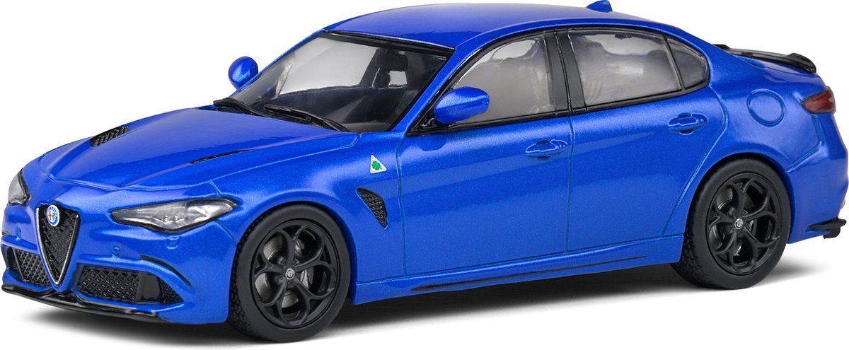 Solido alfa romeo giulia quadrifoglio 2016 blå