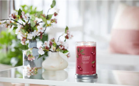 Yankee candle - black cherry large tumbler geurkaars - 100 branduren - twee lonten