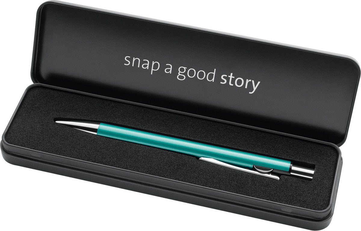 Pelikan kuglepen med trykknapper i metallisk k10 turkis metal etui